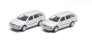 Igra Model 67918121 - H0 - 2-tlg Set Skoda Octavia - silber